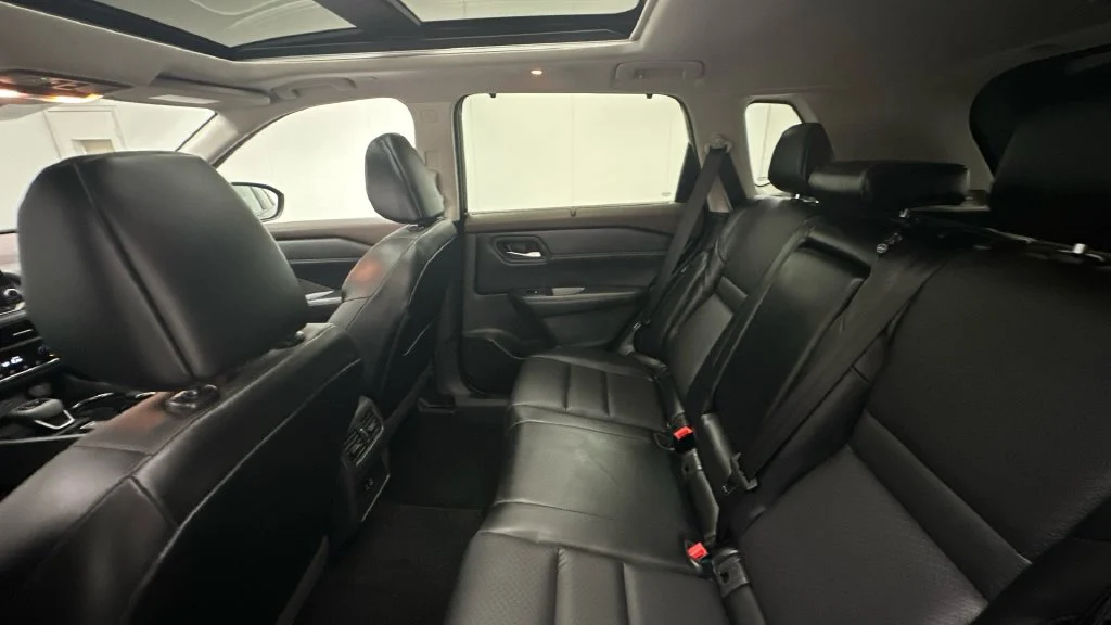 Used 2023 Black Nissan SV image 10