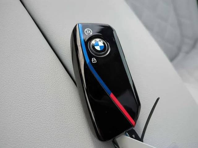 New 2026 Brooklyn Grey Metallic BMW M60i image 37
