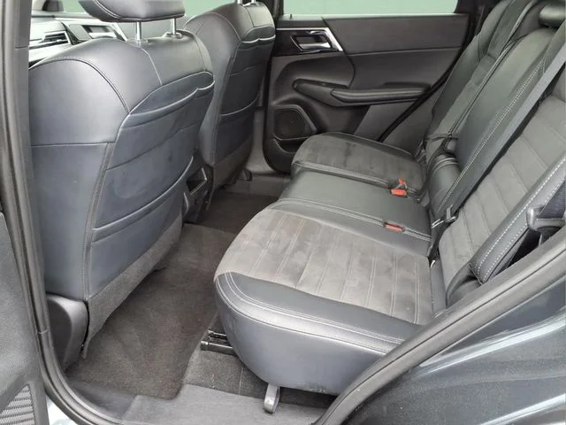 Used 2024 Black Mitsubishi SE image 16