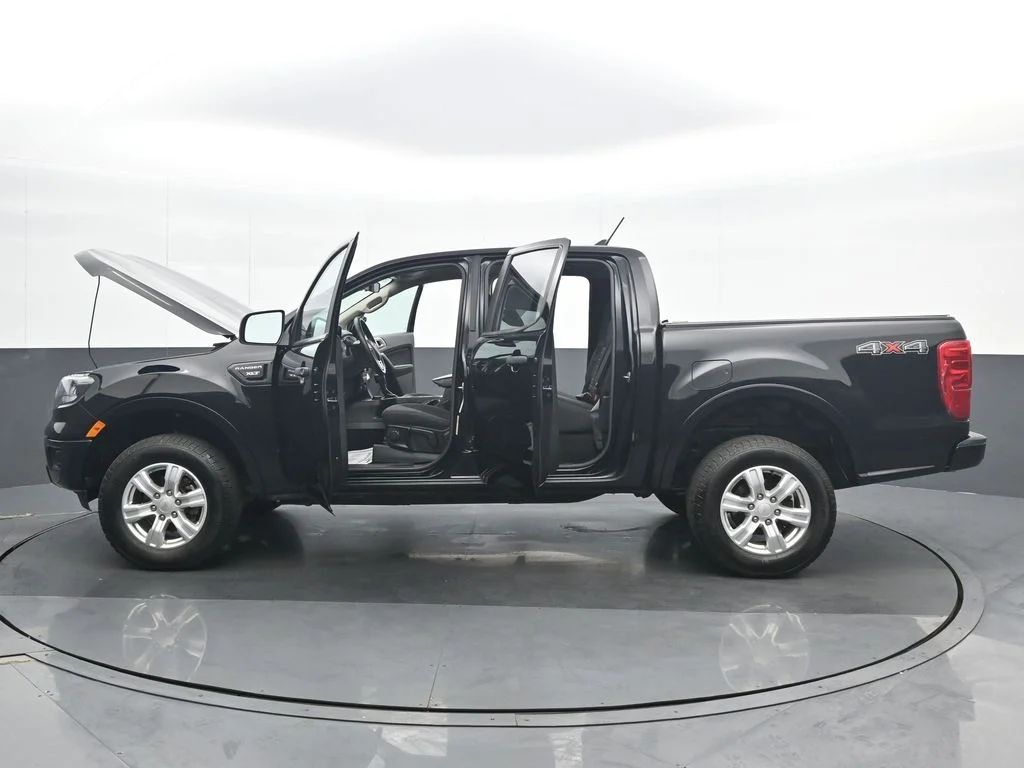 Used 2023 Black Ford XLT image 39