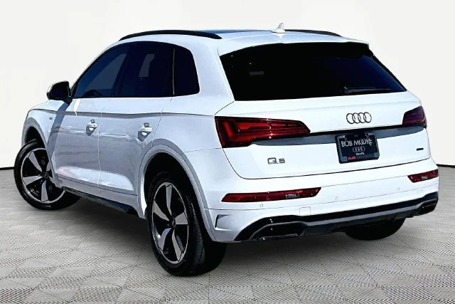 Used 2023 White Audi 45 S line Premium image 11