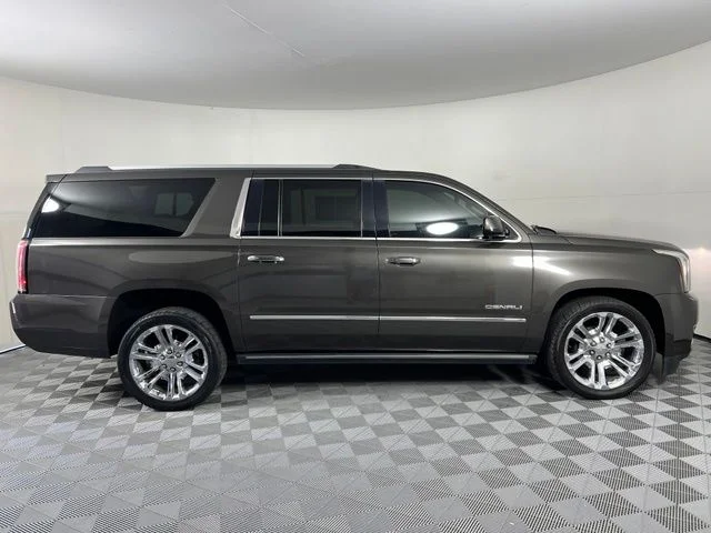 Used 2020 Gray GMC Denali image 8