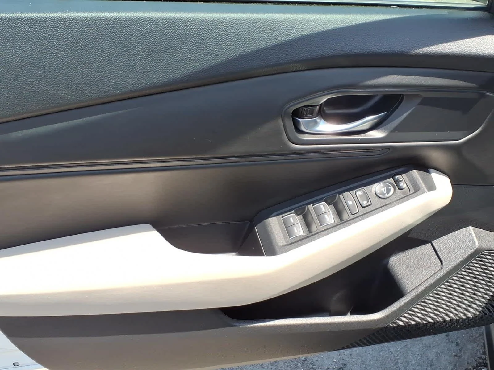 2023 Honda Accord EX - Photo 16