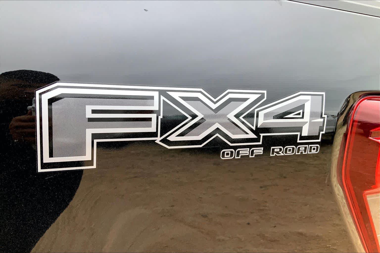 New 2026 Agate Black Metallic Ford XLT image 15