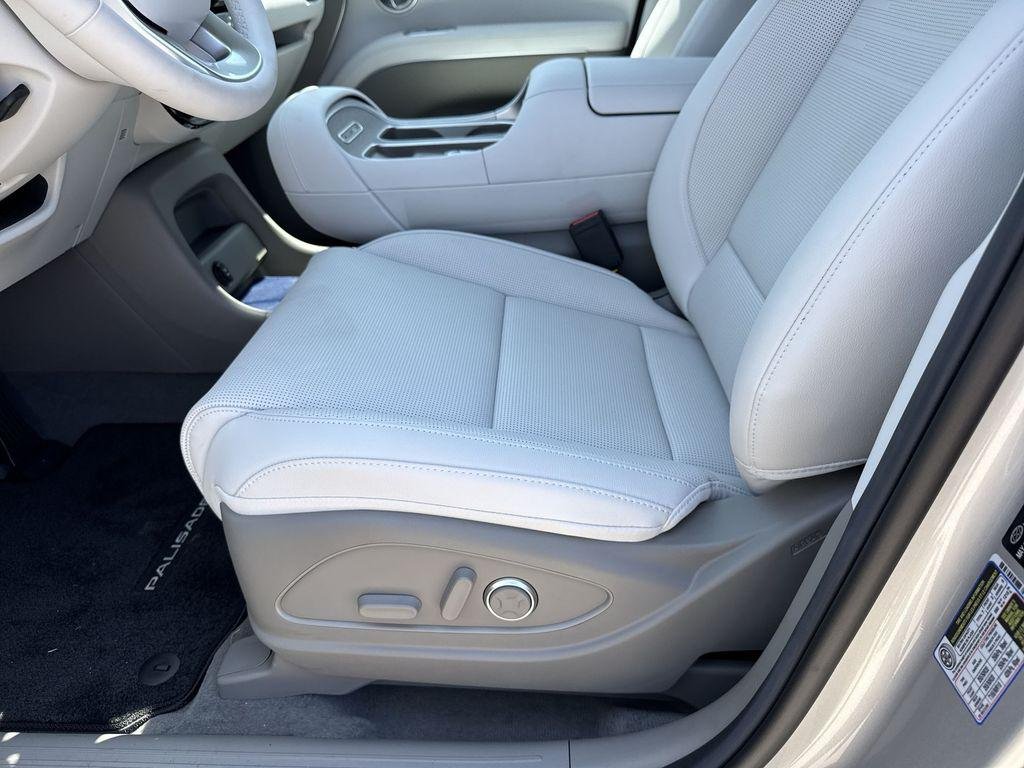 New 2026 Silver Metallic Hyundai Limited AWD image 14
