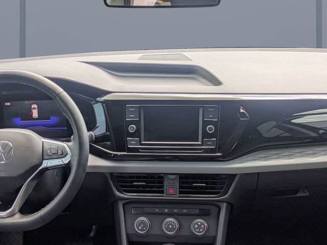 Used 2022 Gray Volkswagen 1.5T S image 17