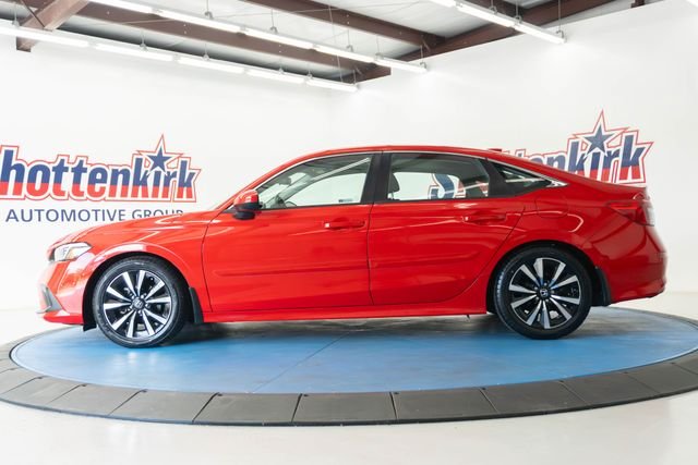 Used 2023  Honda EX image 25