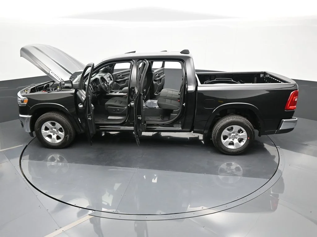Used 2025 Diamond Black Crystal Pearlcoat Ram Big Horn/Lone Star image 55