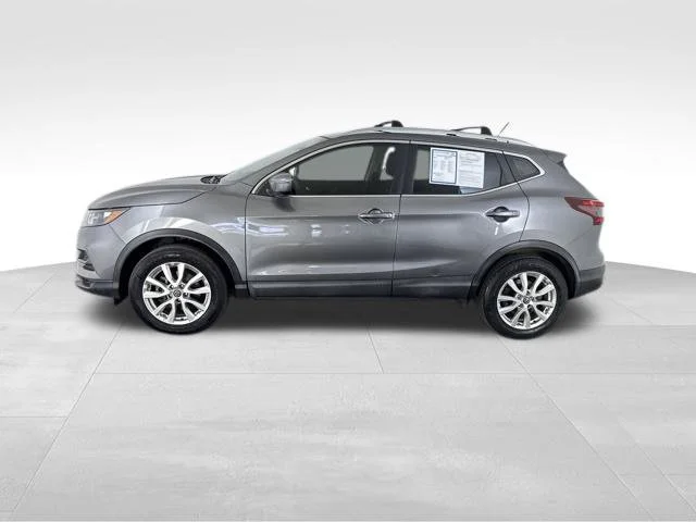 Used 2020 Gray Nissan SV image 9