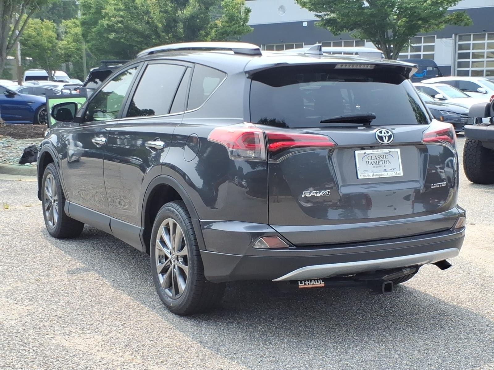 Used 2018 Magnetic Gray Metallic Toyota Limited image 10