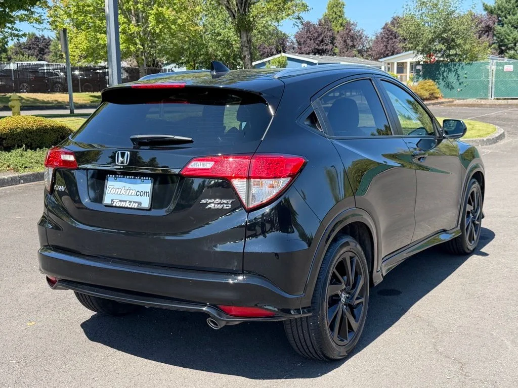 Certified Used 2021 Crystal Black Pearl Honda AWD SPORT image 8