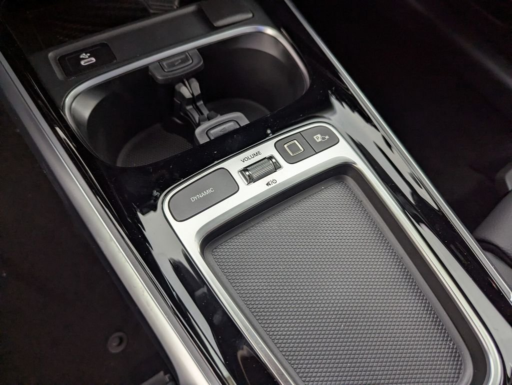 New 2026 Night Black Mercedes-Benz GLB 250 image 15