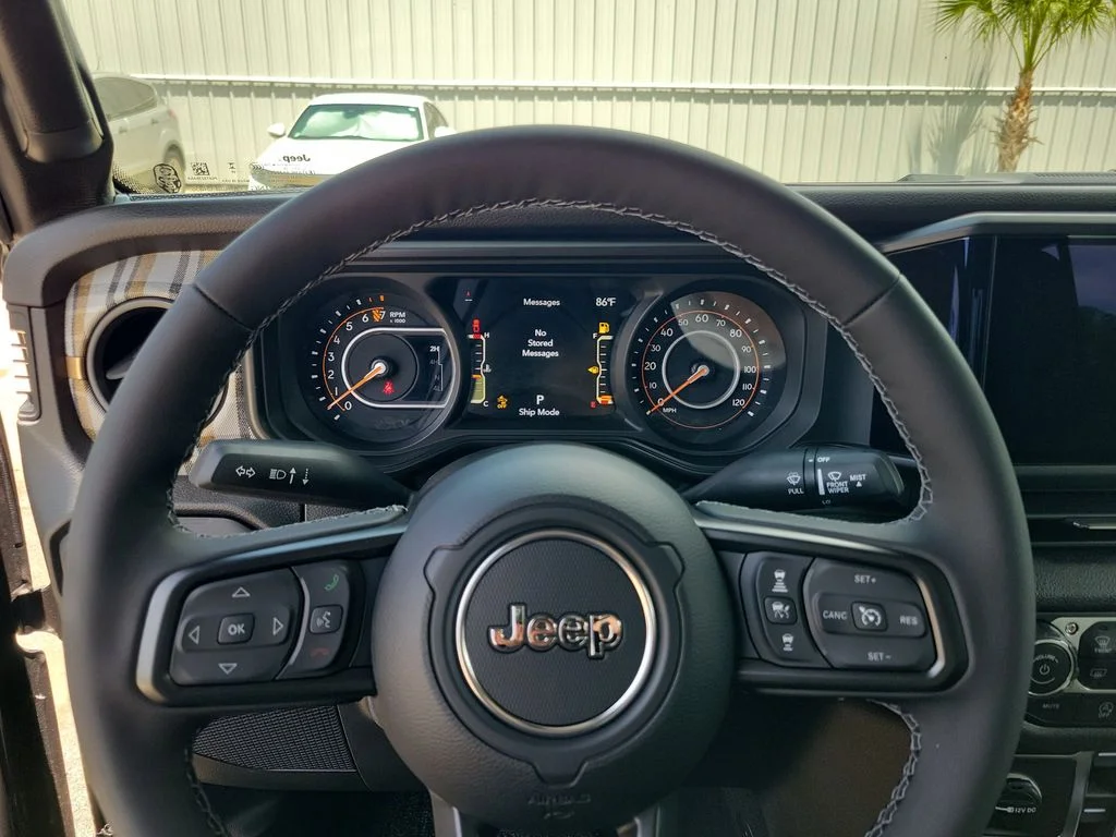 New 2026 Granite Crystal Metallic Clear-Coat Exterior Paint Jeep 85th Anniversary Edition image 14
