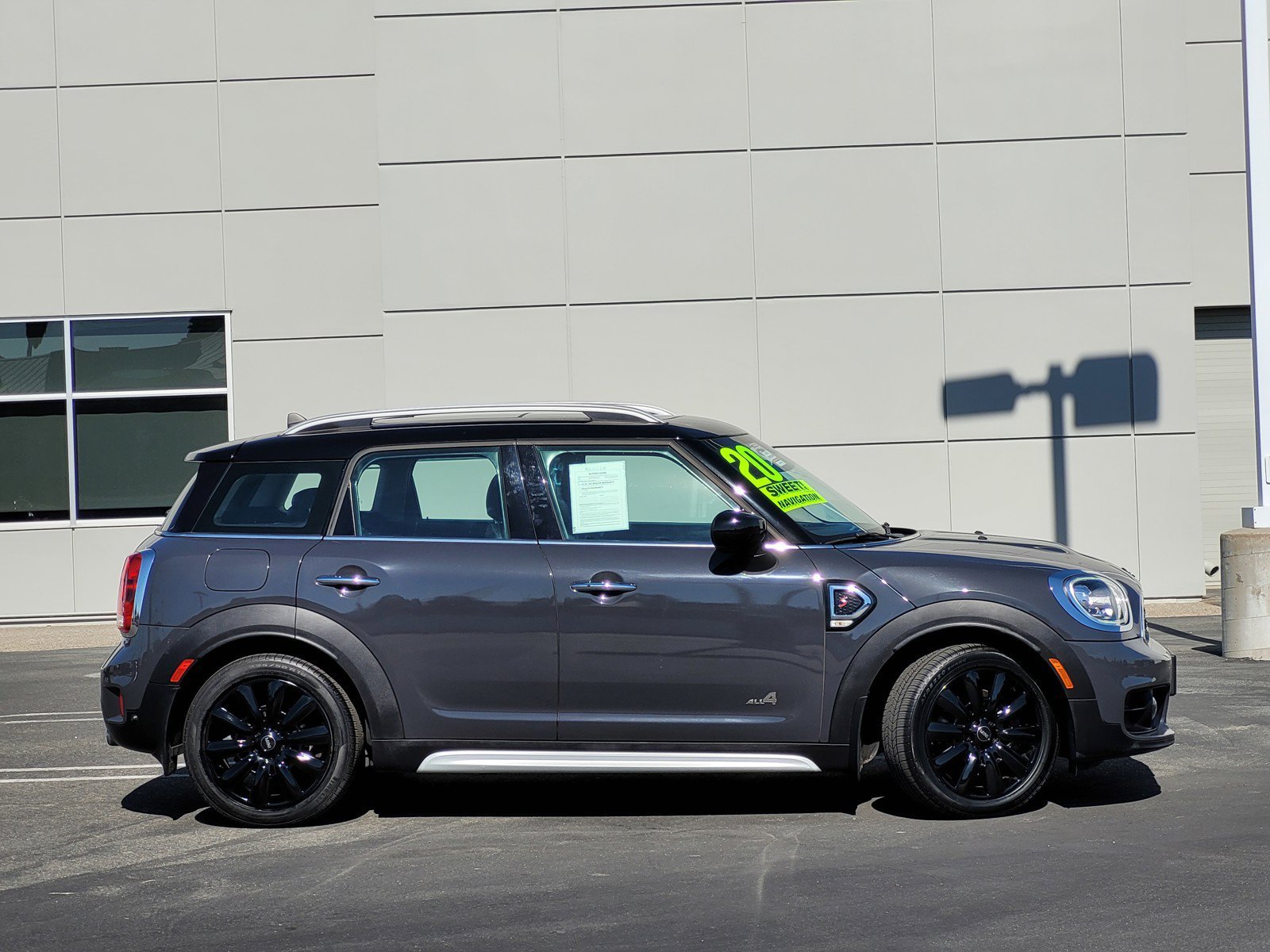 Used 2020  MINI Cooper S image 3