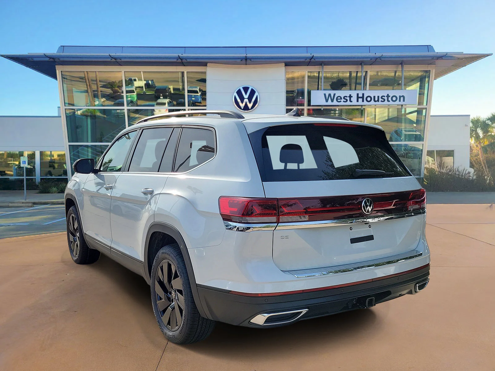 New 2026 White Volkswagen 2.0T SE w/Technology image 4