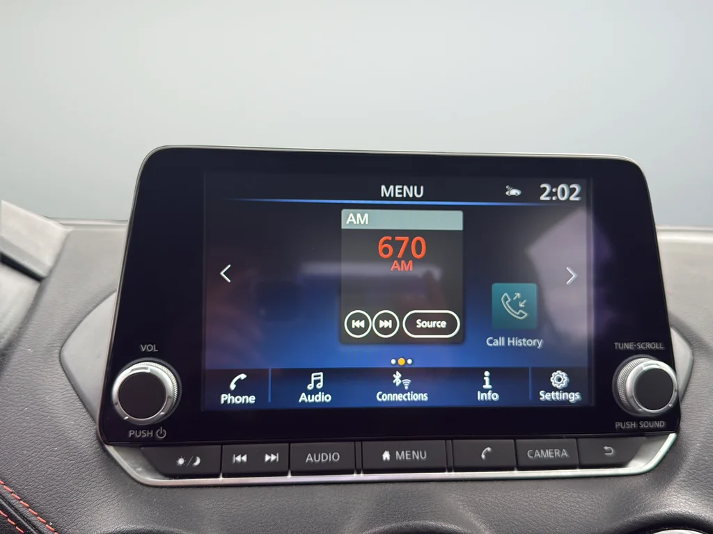 Used 2024 White Nissan SR image 15
