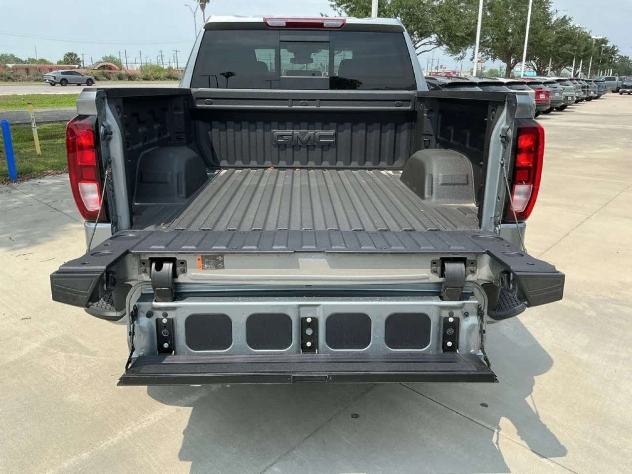 2026 GMC Sierra 1500 Elevation - Photo 10