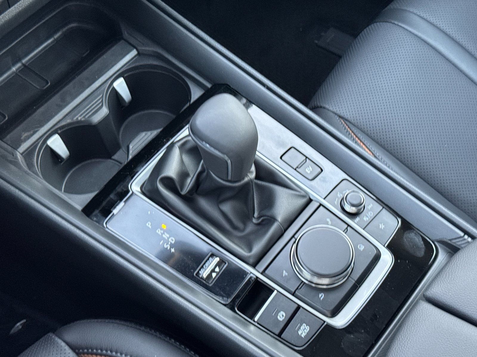 New 2026 Wind Chill Pearl Mazda Premium AWD image 20