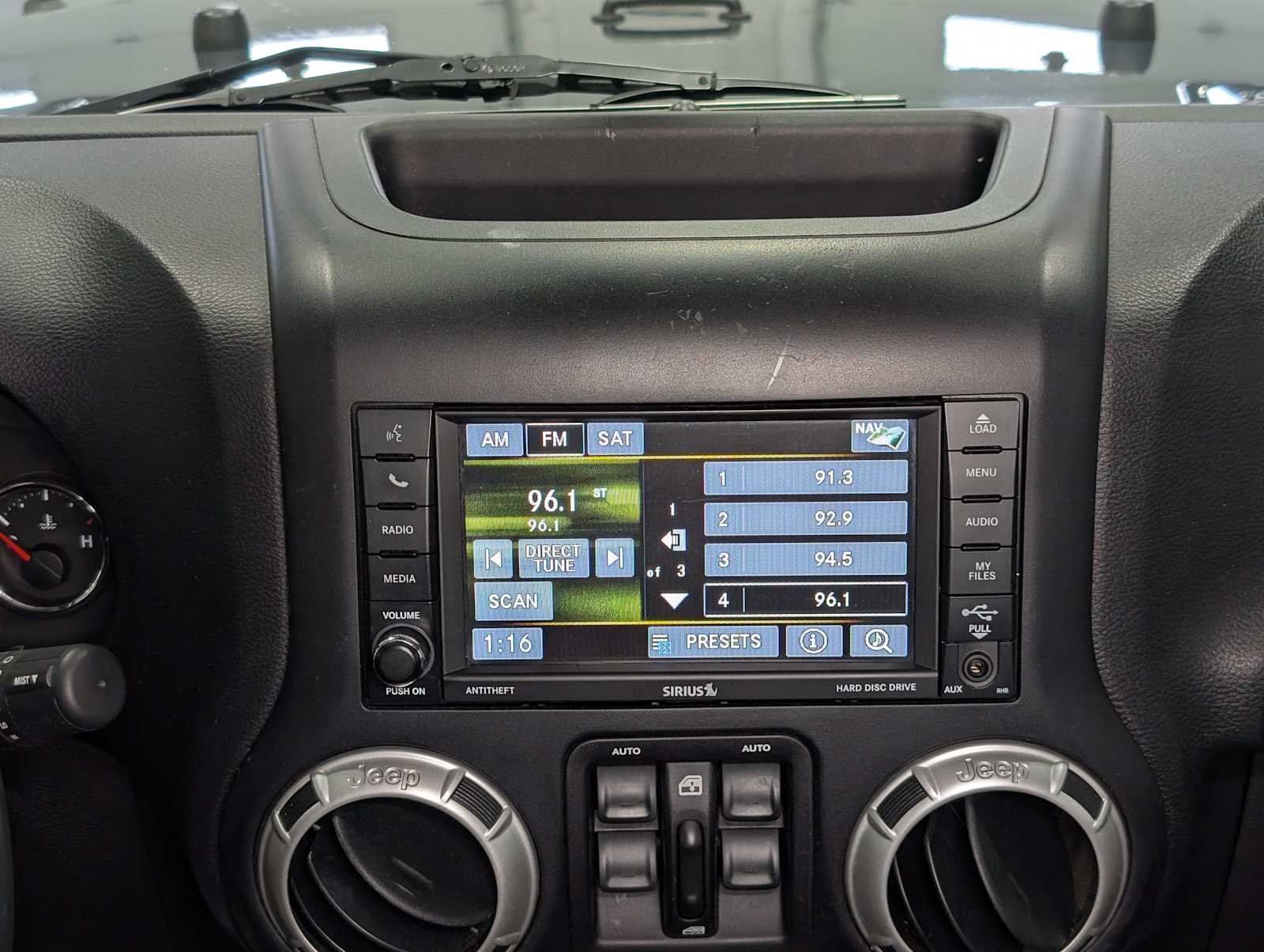 Used 2017 Rhino Clearcoat Jeep Rubicon image 17