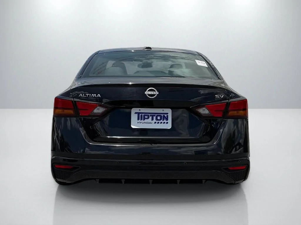2023 Nissan Altima SV - Photo 6