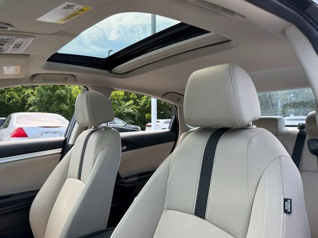 Used 2017  Honda EX image 11