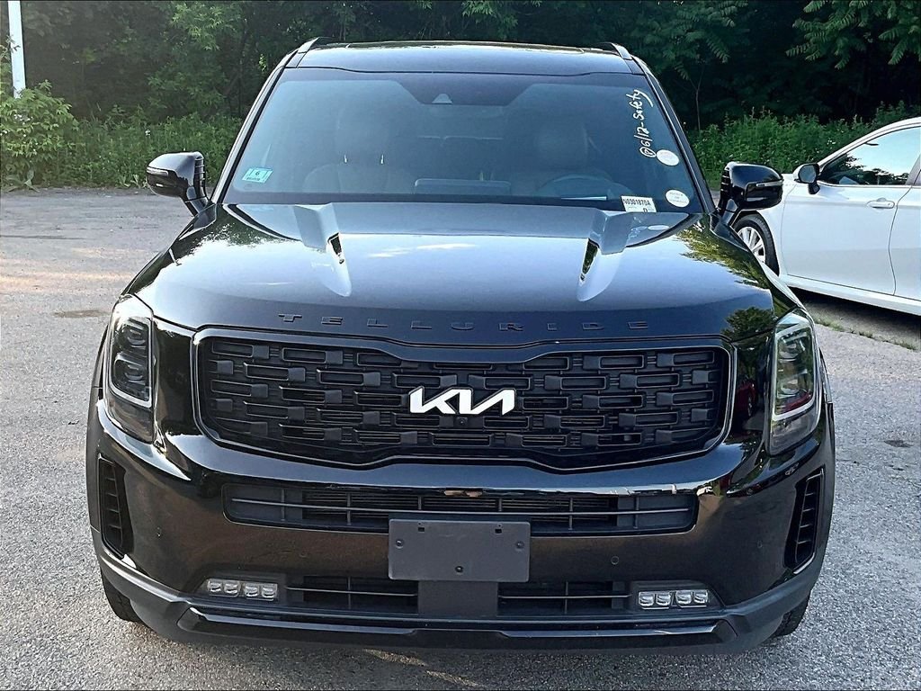 Used 2022 Black Kia SX image 2
