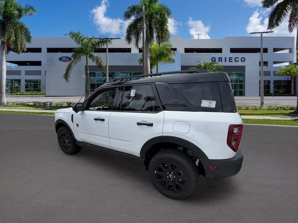 New 2026 Oxford White Ford Badlands® image 5