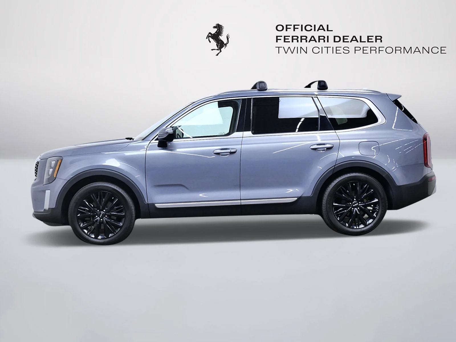 Used 2022 Kia Telluride SX with VIN 5XYP5DHC7NG214913 for sale in Minneapolis, Minnesota