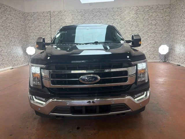 Used 2021 Blue Ford Lariat image 2