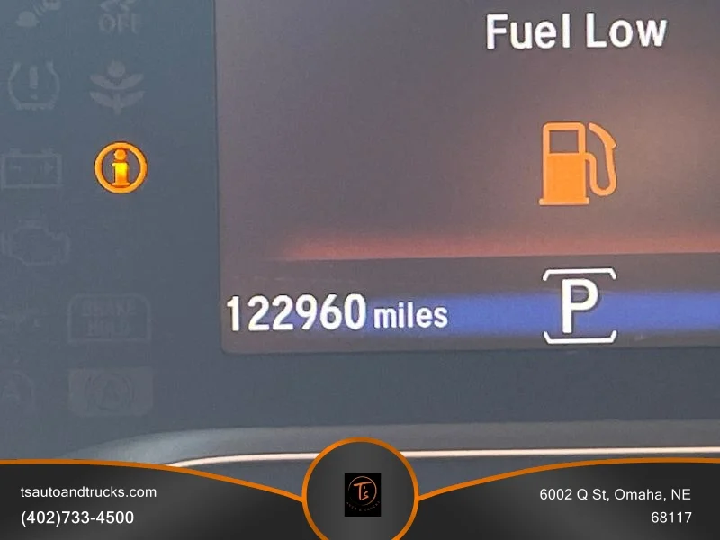 Used 2018 Blue Honda Touring Sport Utility 4D image 26