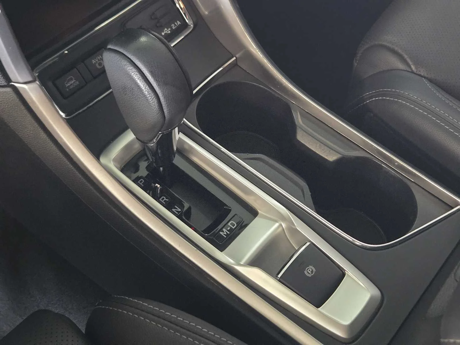 Used 2020 Abyss Blue Pearl Subaru Limited image 19