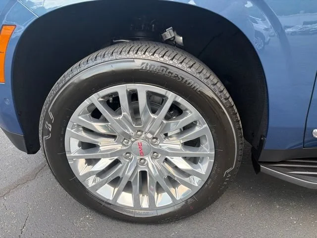 New 2026 Downpour Metallic GMC Elevation image 11