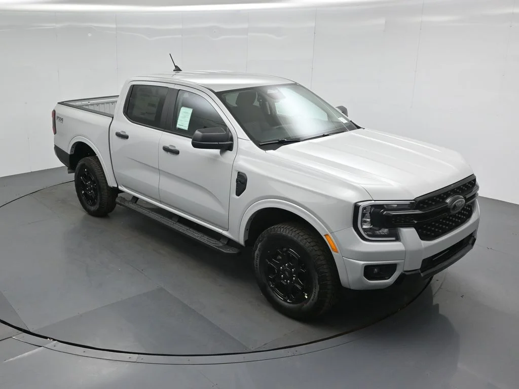 New 2026 Avalanche Ford XLT image 35