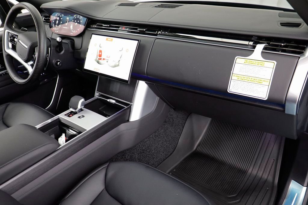 New 2026 Petrolix Blue LAND ROVER Autobiography image 24