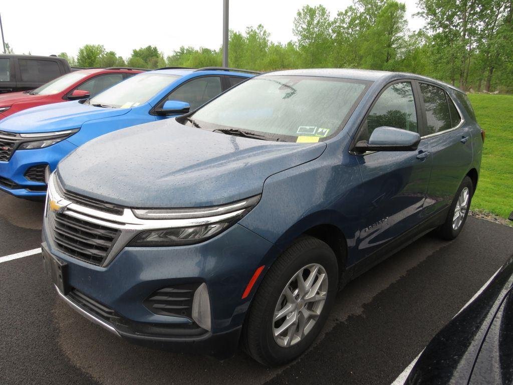 Used 2024 Lakeshore Blue Chevrolet LT image 7
