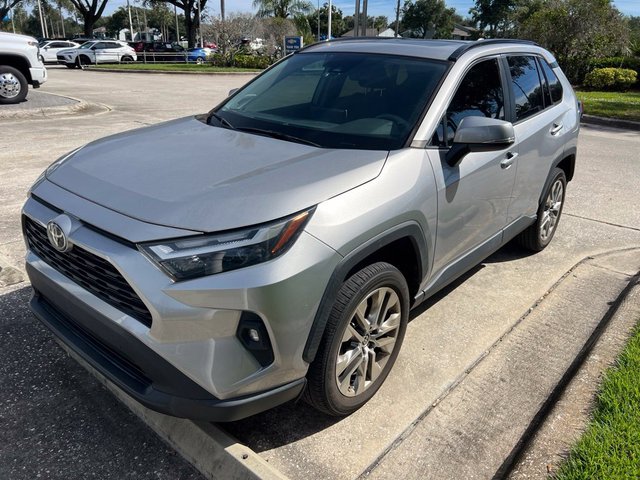 2022 Toyota RAV4 XLE Premium