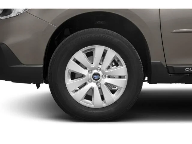 Used 2015 Crystal White Pearl Subaru 2.5i Premium image 14