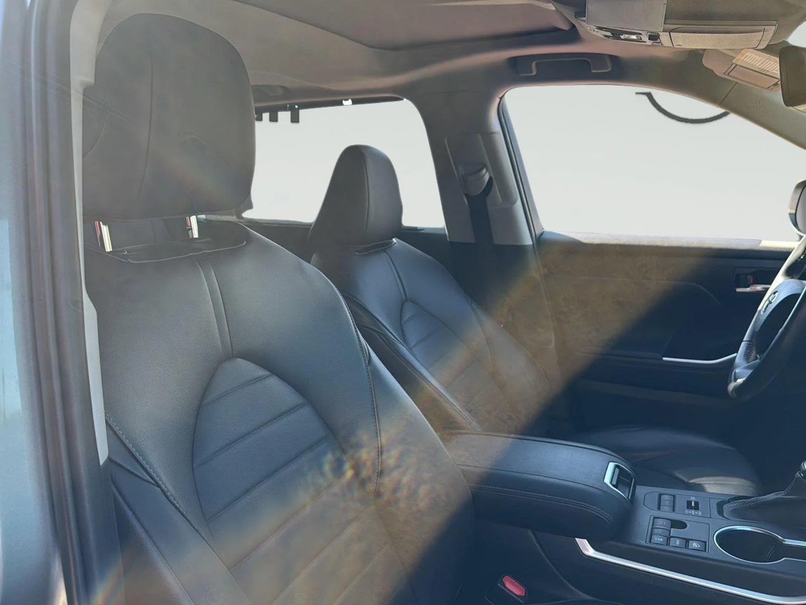 Used 2023 Celestial Silver Metallic Toyota XLE image 38