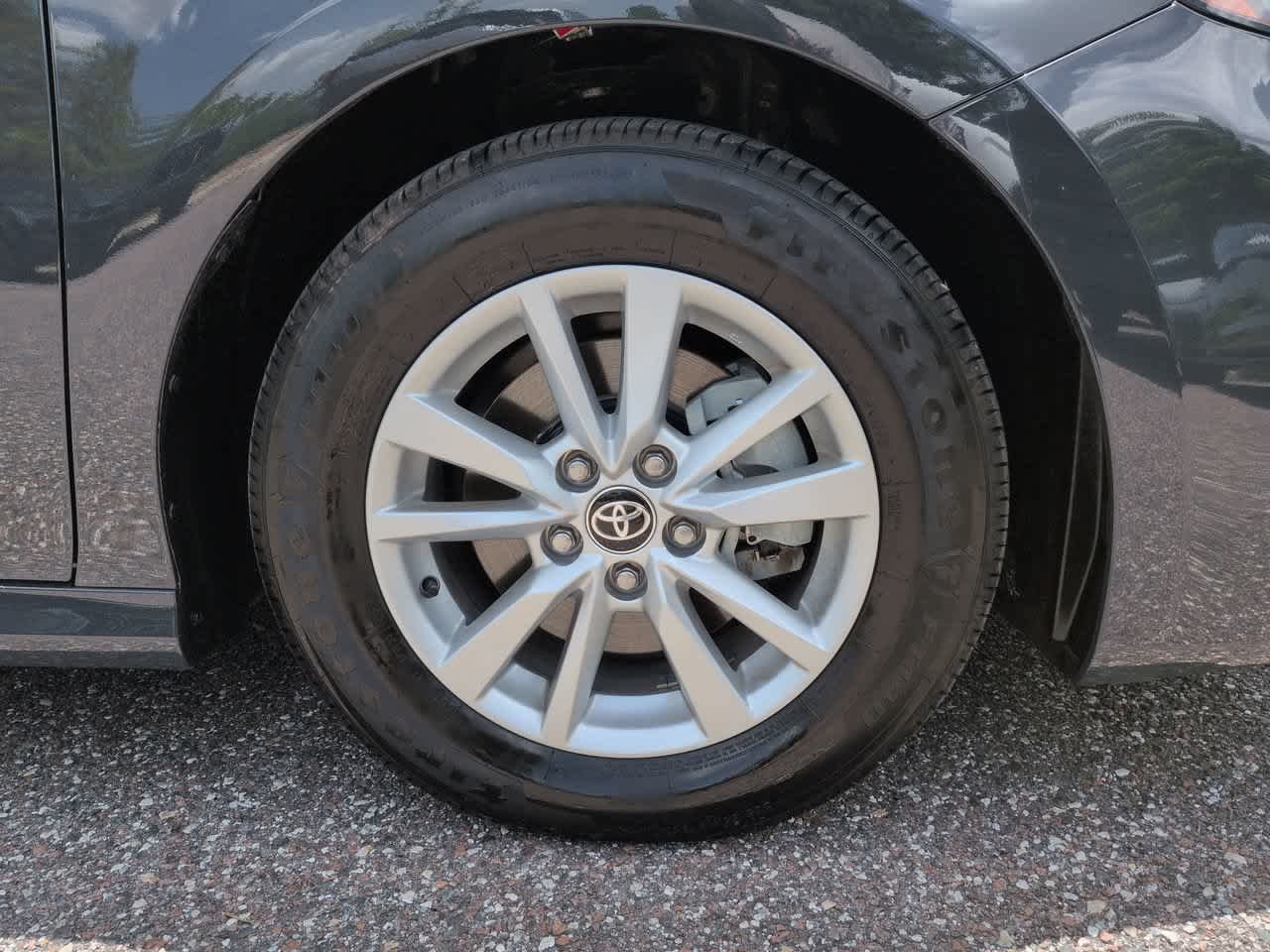 Used 2026 Underground Toyota LE image 11