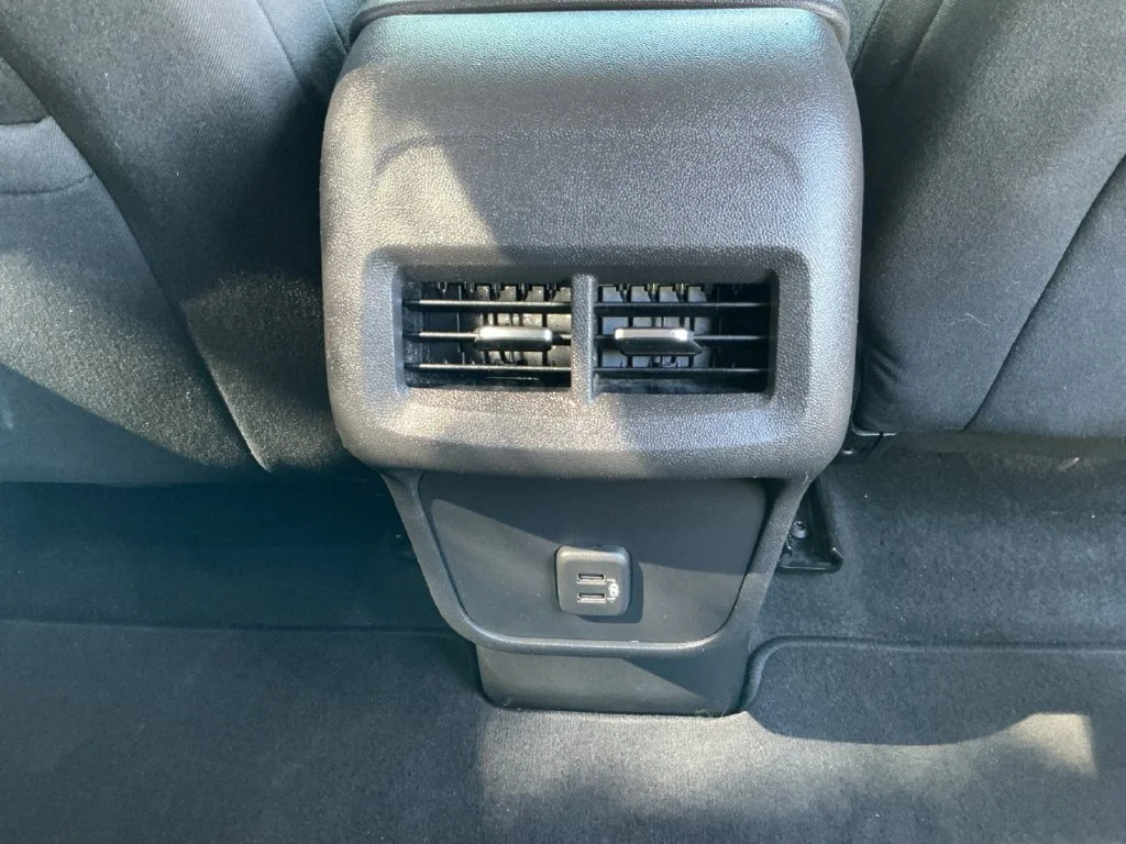 Used 2019 SUMMIT WHITE Chevrolet LT image 26
