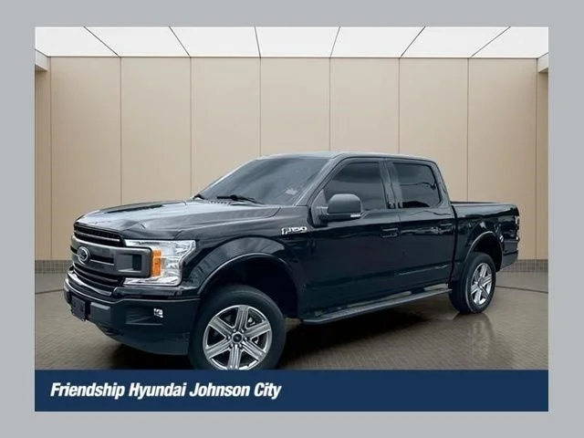 Used 2018 Black Ford XLT image 1