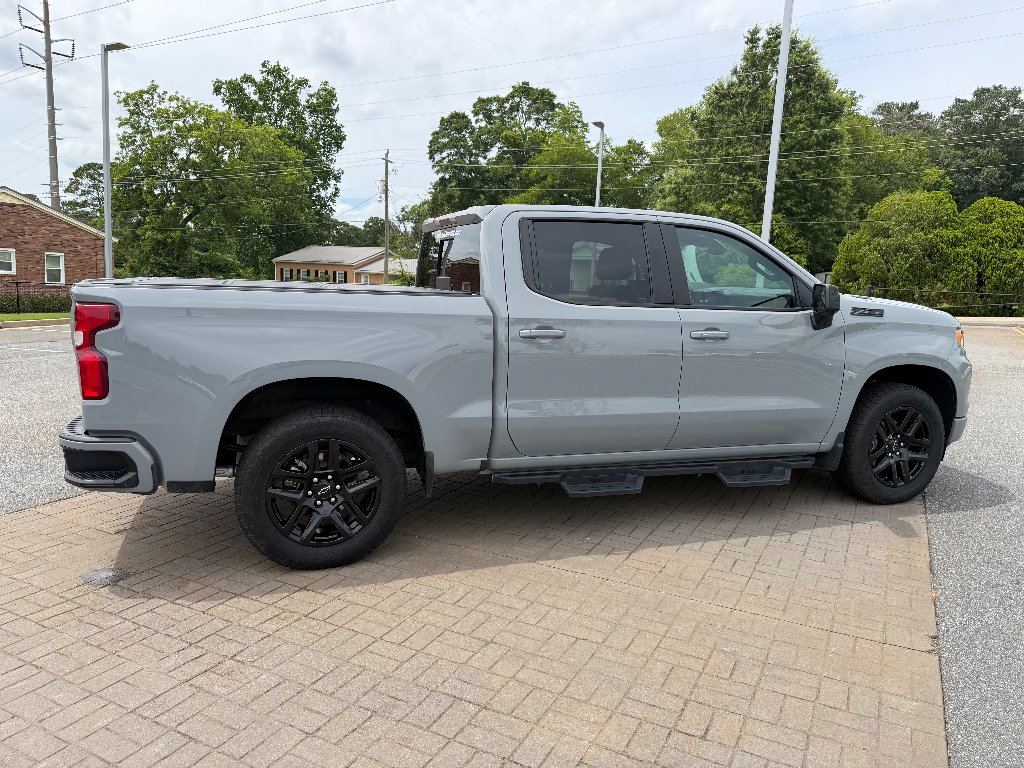 Used 2024 Slate Gray Metallic Chevrolet RST image 9