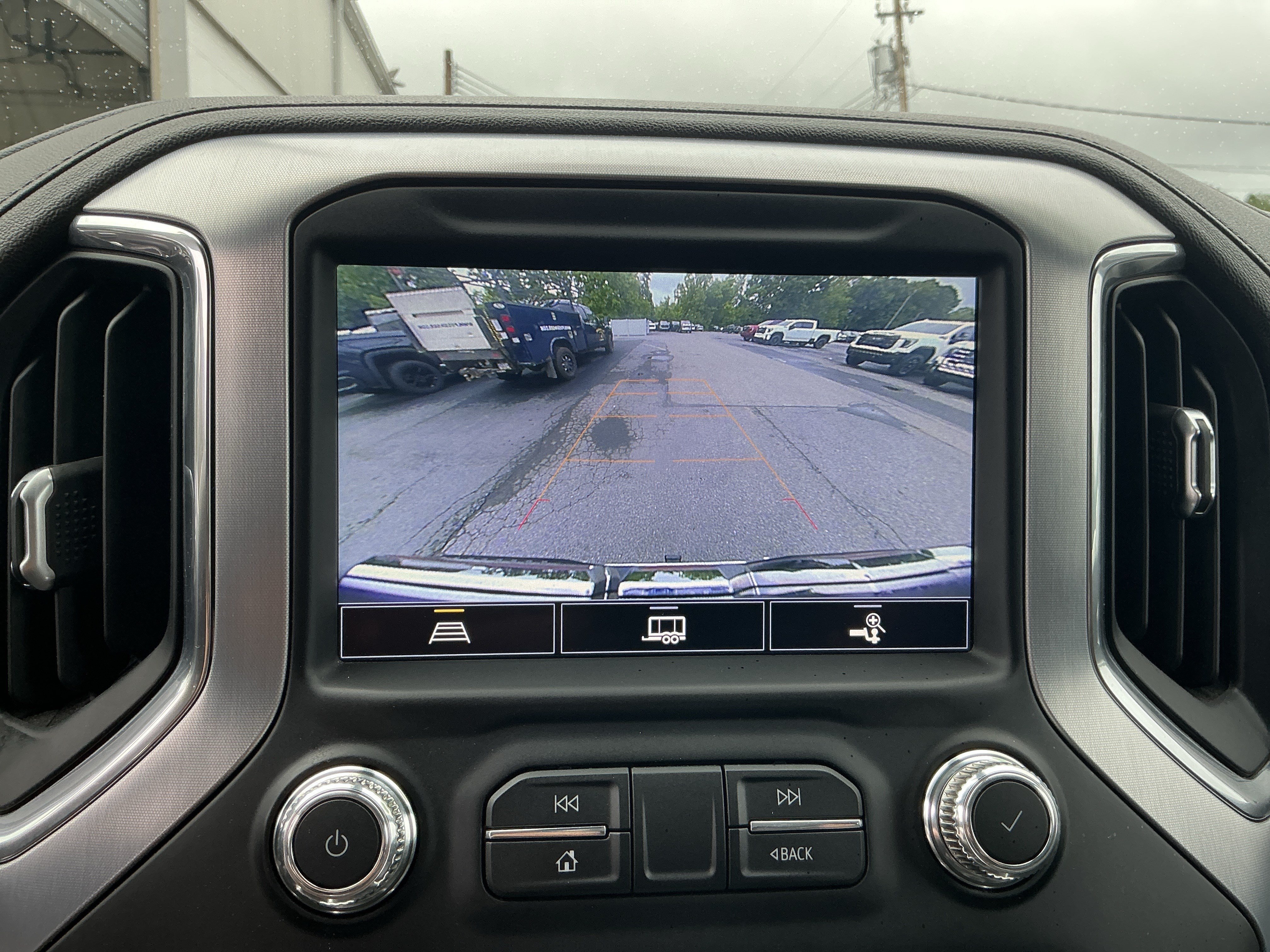 Used 2021 Onyx Black GMC SLT image 24