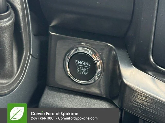 New 2026 Agate Black Metallic Ford Lariat image 30