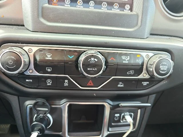 Used 2023 Granite Crystal Clearcoat Metallic Jeep Sport image 11