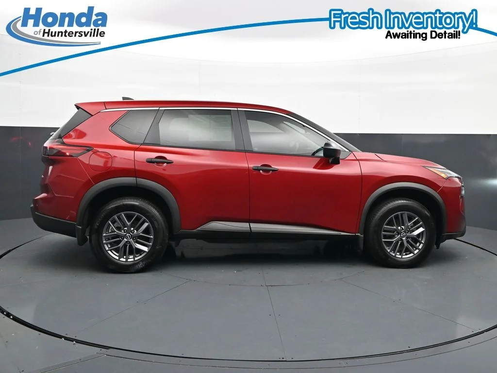 Used 2024 Scarlet Nissan S image 11