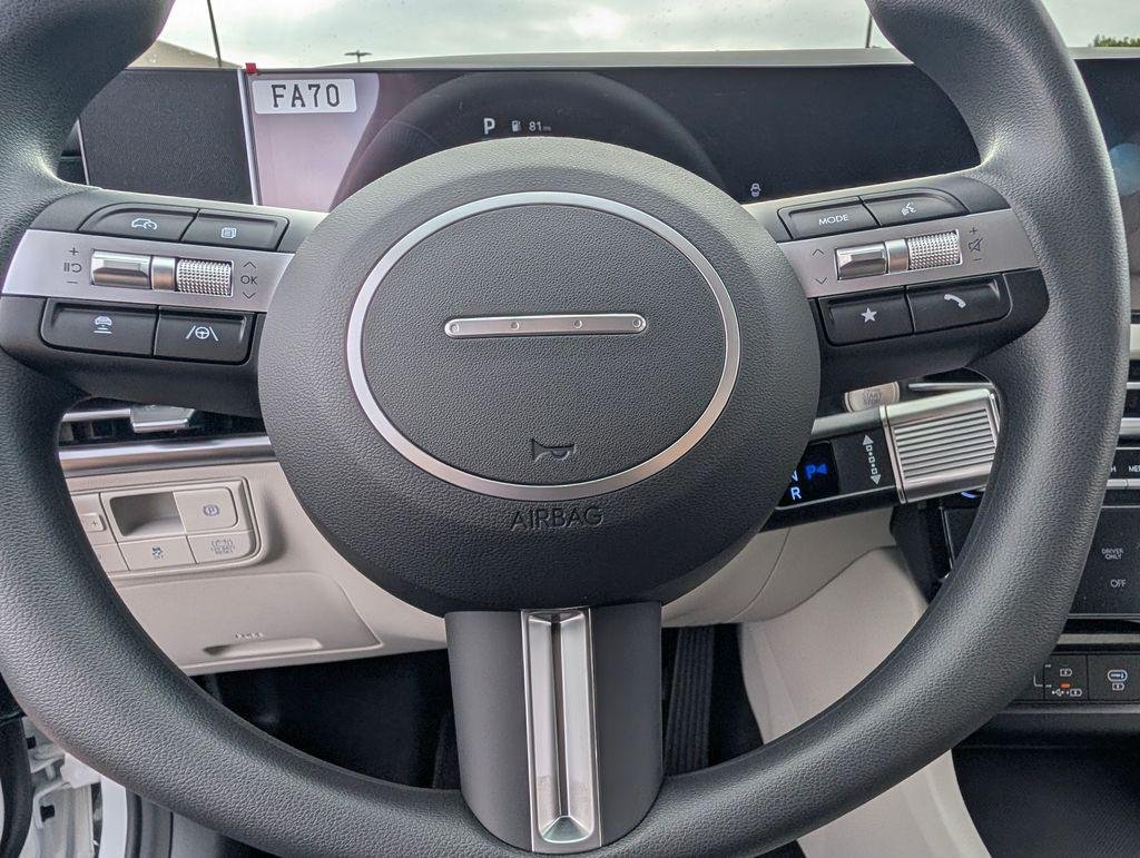 New 2026 White Hyundai SEL FWD image 21