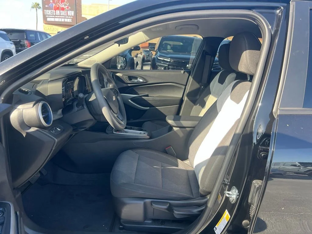 Used 2025 Mosaic Black Metallic Chevrolet LS image 10