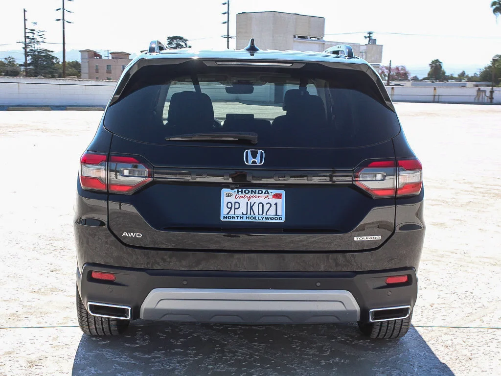2025 Honda Pilot Touring - Photo 5