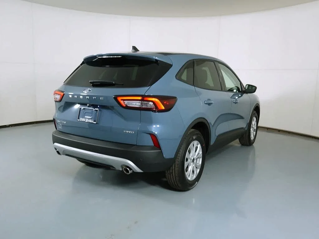 2026 Ford Escape Active - Photo 10